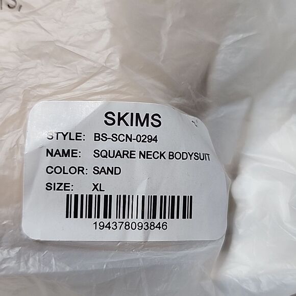 134 NWT Skims SQUARE NECK THONG BODYSUIT SIZE XL COLOR SAND - Picture 9 of 9